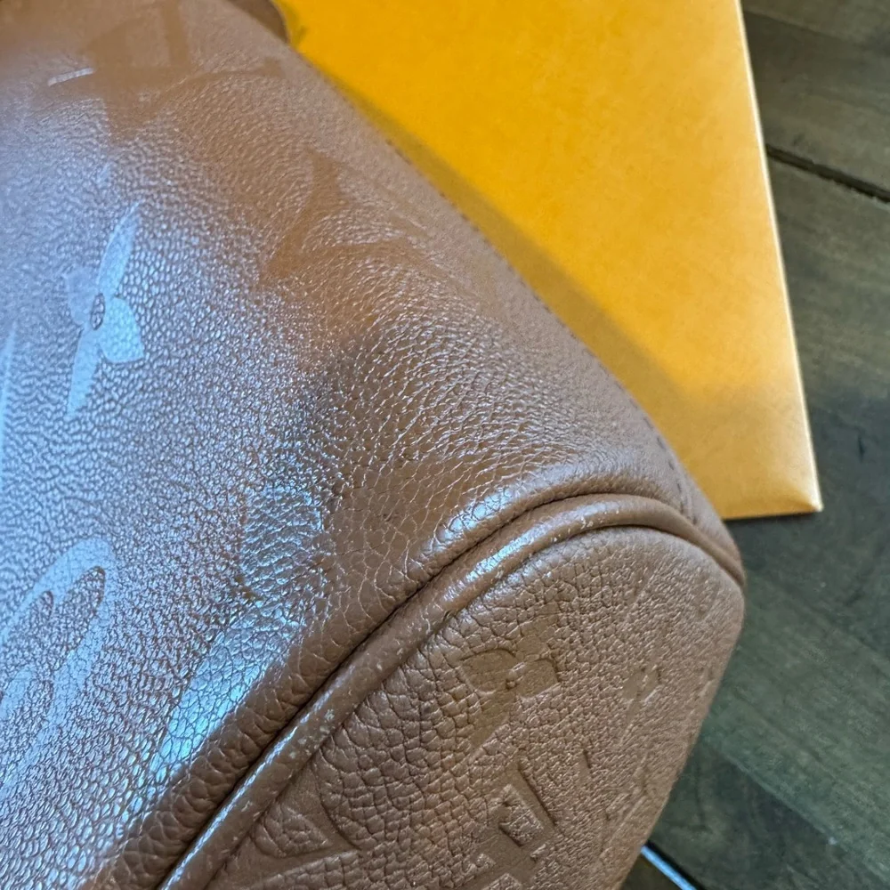 Louis Vuitton Emprente Neverful MM with box and insert - Picture 5 of 11